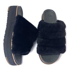 UGG Fluff Yeah Lamb Fur Platform Slide Sandal in Black Size 6